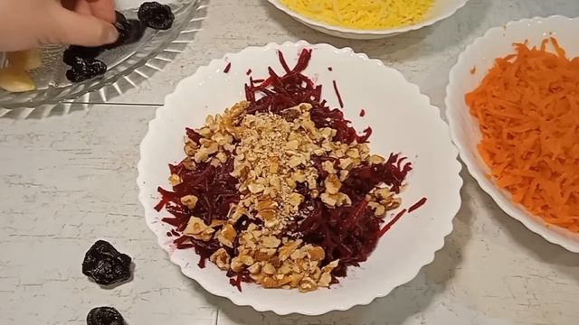 Салат ЛЮБОВНИЦА | простые продукты обалденный вкус | Морковь сыр свекла