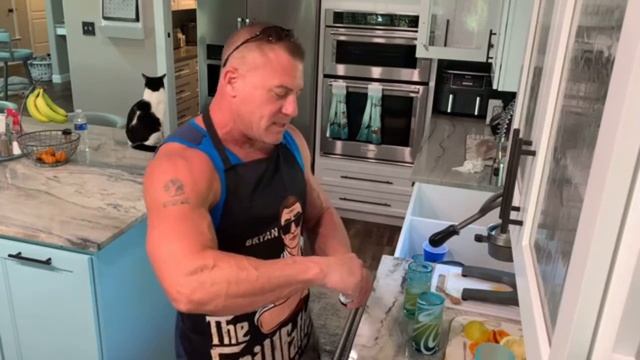 Slaps U Lemonade - Low Carb Alcohol Beverage смотреть онлайн