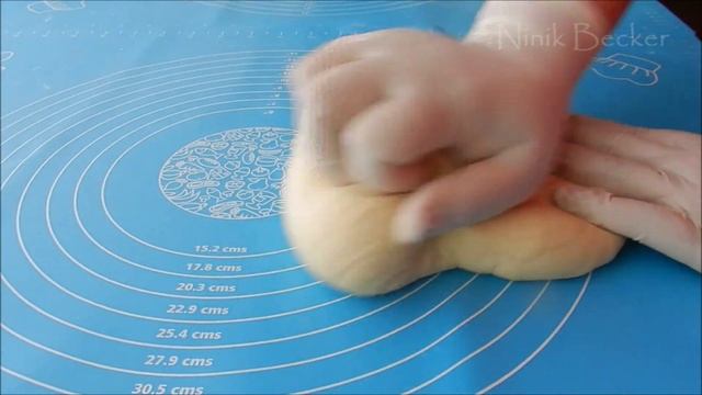 Soft Fluffy Raisins Dinner Rolls Recipe