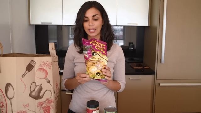 TRADER JOE'S VEGAN GROCERY HAUL | vegan grocery haul смотреть онлайн