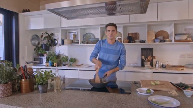 5 Minute Pad Thai Recipe!