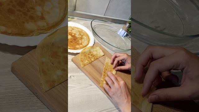 Млинці з куркою під вершковим соусом #рецепт #млинці #млинцізкуркою смотреть онлайн