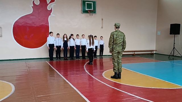 Смотр строя октябрятских войск "Будь готов!" спортивно-патриотической игры "Зарничка". смотреть онлайн