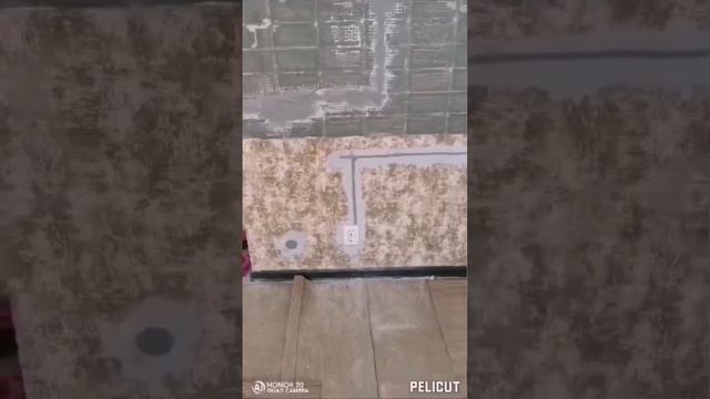 Переделали электропроводку на кухне под новый кухонный гарнитур.