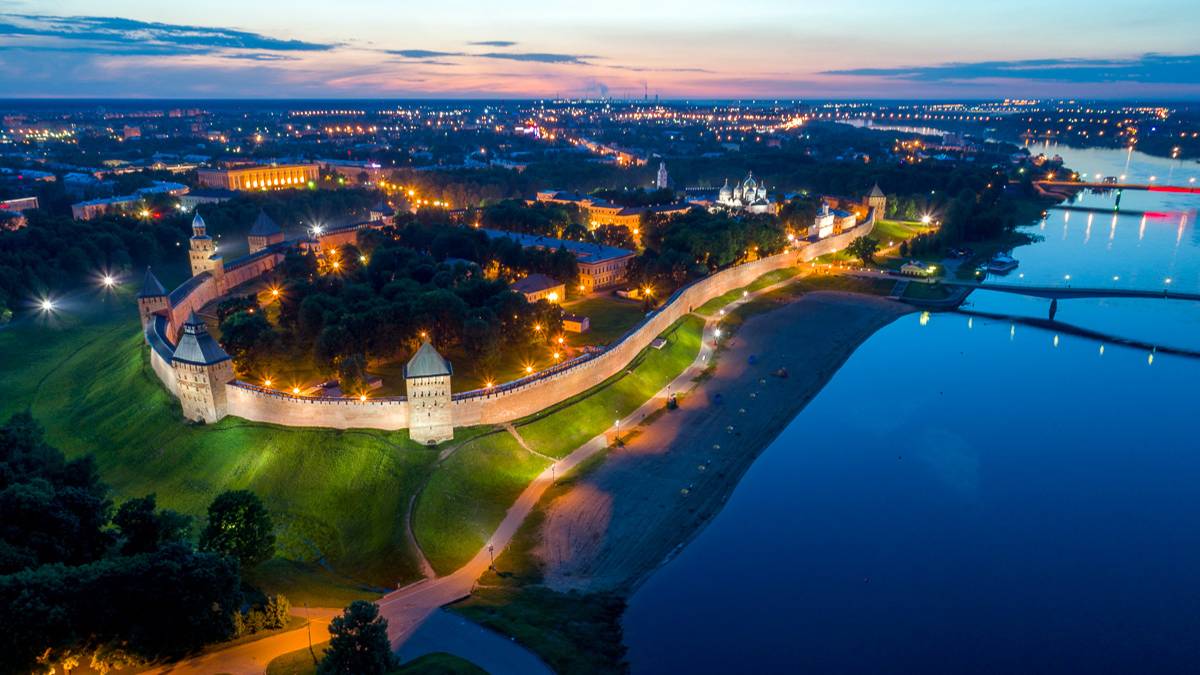 Города России - Великий Новгород ( Древний кремль )