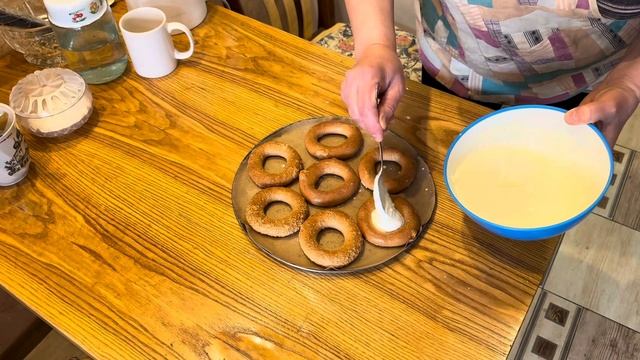 Ватрушки с творогом из баранок смотреть онлайн