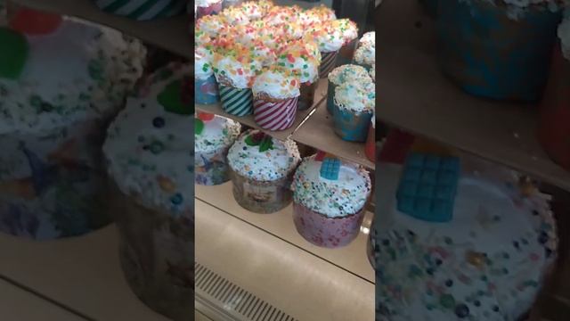 #пасха #куличи #пасхальныйкулич #уже #на #наших #магазинах 🍬🐰🌺