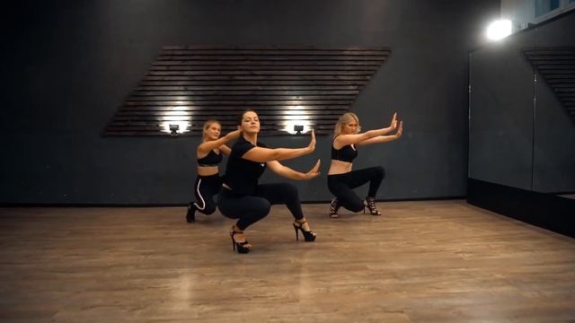 FreeBit DS / Стрип хореография / Strip Choreo смотреть онлайн