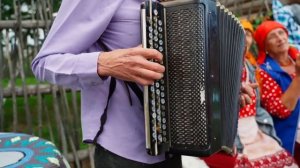 В ГОСТИ К БАБУШКЕ С ГОСТИНЦАМИ | ВСТРЕТИЛИСЬ СО ЗРИТЕЛЯМИ НА ДЕРЕВЕНСКОЙ ЯРМАРКЕ | ЯБЛОЧНЫЙ СПАС