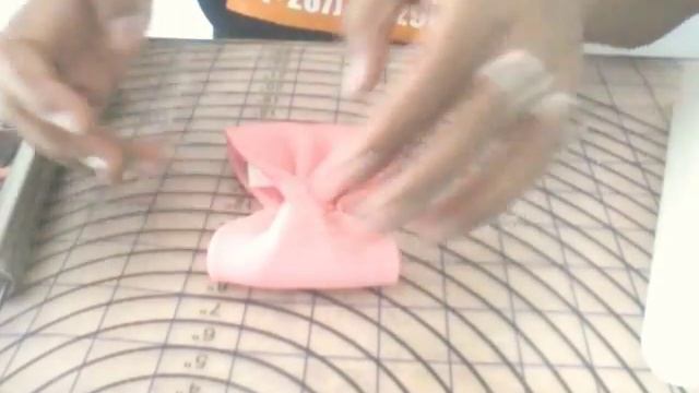 Easy fondant bow смотреть онлайн