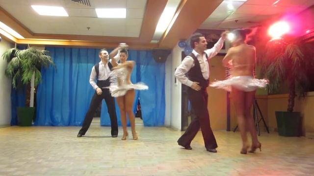 Descarga at the Descarga Mania Dance Party on February 25th 2012 смотреть онлайн