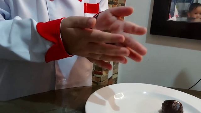 How to make a Chocolate Crinkles| Geo's Homade Chocolate Crinkles | Chococolate Crinkles смотреть онлайн