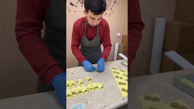 Турецкая пахлава название бабочка #baklava #пахлава #пахлаварецепт #fıstıklıbaklava #сладости #ante