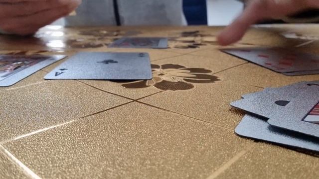 Чувства или зона комфорта?,?? Любовный треугольник 🔺️ Крестовый 👑 король ,Бубновая и Червовая дама👩 смотреть онлайн