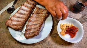 Spareribs in Cola Marinade - mache sie im Ofen oder auf dem Holzkohlengrill