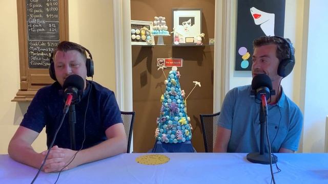 VicFoodStories #7 - Chris Stiebel and Yann Fougere (Bon Macaron Patisserie) смотреть онлайн