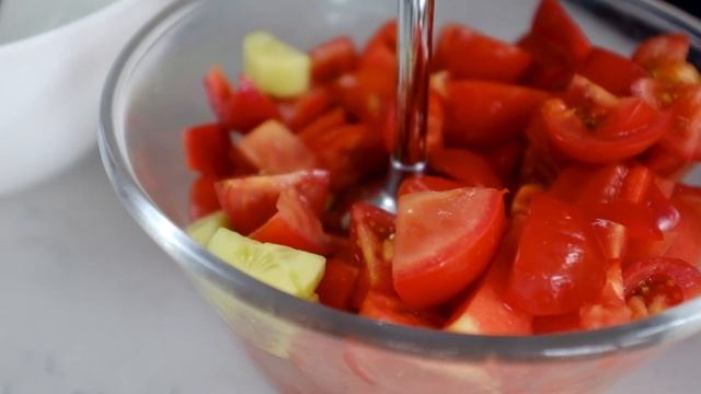 French Summer Soup with Tomatoes, Cucumber & Watermelon | Virginie Walter Consort смотреть онлайн