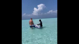 Константин Ивлев отдыхает с дочкой