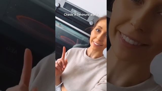 You must try this!!😋🍫🥮#youtubeshorts #food смотреть онлайн