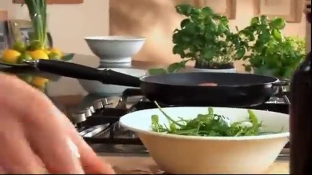 Steak with Pecorino and Rocket Recipe.flv смотреть онлайн