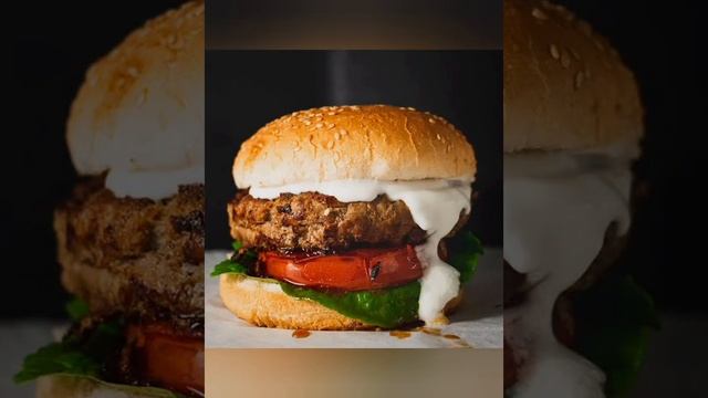 what is your most favourite food burger vs cake #foodlover #shorts #viral смотреть онлайн