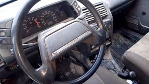 руль стоит криво