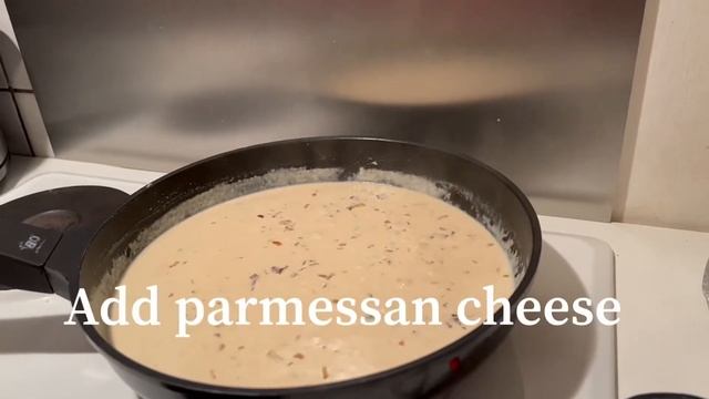 How I cook my simple creamy Carbonara. смотреть онлайн