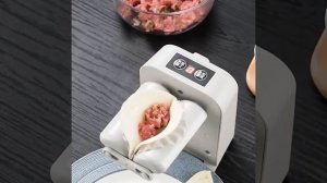 Автоматическая машинка для лепки пельменей