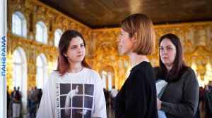 В рамках акции «Ёлка желаний» девочка познакомилась с Санкт-Петербургом