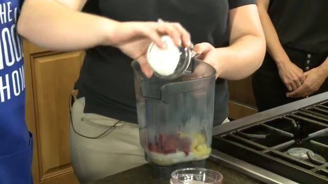 In the Kitchen: Tropical Smoothie Cafe смотреть онлайн