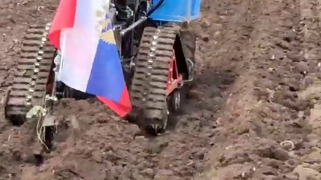 Пашем на гусеницах Крутец смотреть онлайн