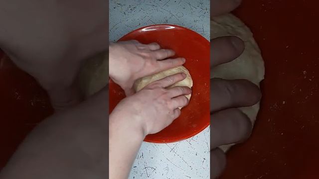 Готовим пиццу Маргарита 🍕🍕🍕 Ням-ням 😋