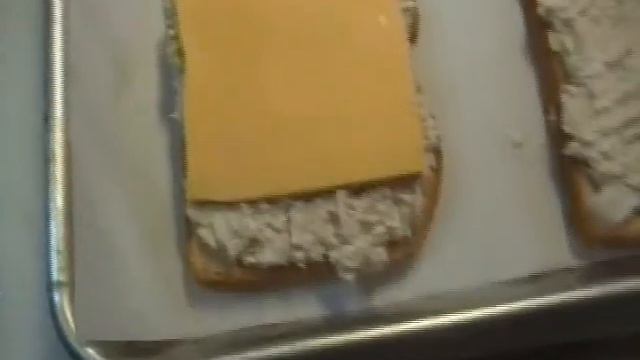 Help! I'm in a Hurry! Tuna Melts for Sandwich Night смотреть онлайн