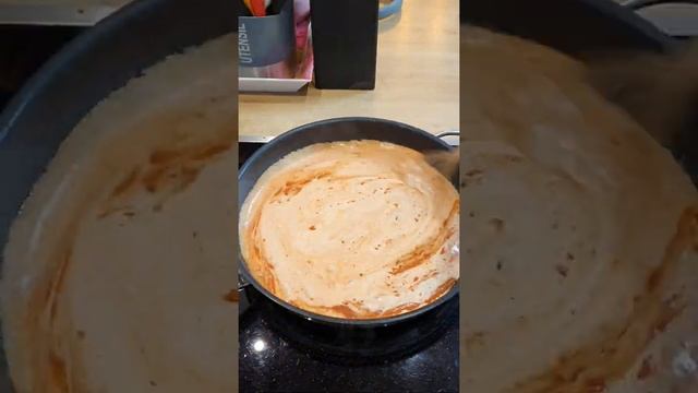 GNOCCHI IN TOMATEN SAHNE SAUCE - NJOKI U UMAKU OD PARADAJZA I VRHNJA смотреть онлайн