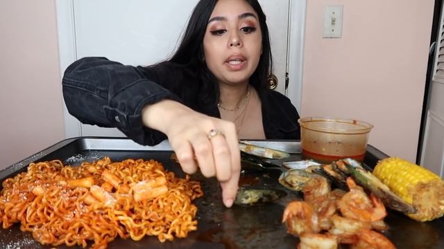 SEAFOOD (MUSSELS & SHRIMP) + X3 SPICY CHEESY RAMEN NOODLES MUKBANG! Eating Show
