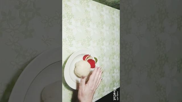Хрустящая пицца с ананасом вкусно и пикантно  #Shorts