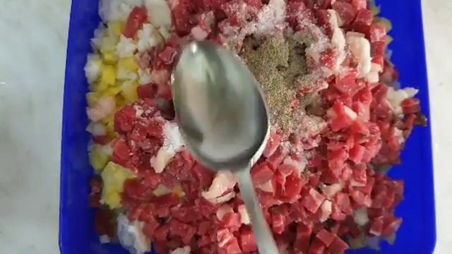 Оразаның 7-ші күніне ас мәзірі Манты және көкөніс салаты смотреть онлайн