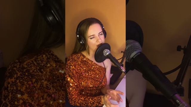 Перевод песни Chaka Khan @chakakhan - Through the fire. смотреть онлайн