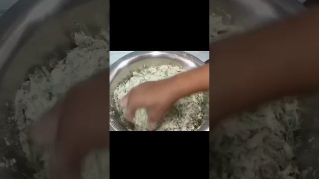 palak paratha 😊😊😊#youtubeshorts#trending #indianrecipe#viral ☺️☺️🙏 subscribe 🙏🙏 смотреть онлайн