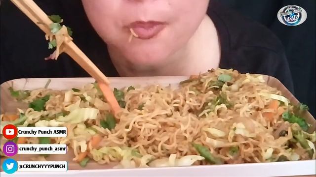 STREET FOOD SPICY NOODLES WITH EGG'S ASMR|MUKBANG|(REAL EATING SOUND)||CRUNCHY PUNCH ASMR|| смотреть онлайн