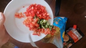 Быстрый салат в пачке ЧИПСОВ! Необычный салат с чипсами.