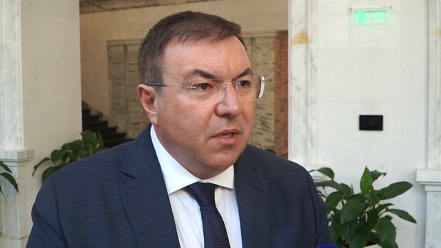 Костадин Ангелов след доклада на АДФИ за "Пирогов": Хинков да подава оставка още днес