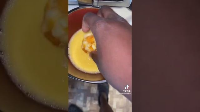 Fried Mac & Cheese смотреть онлайн