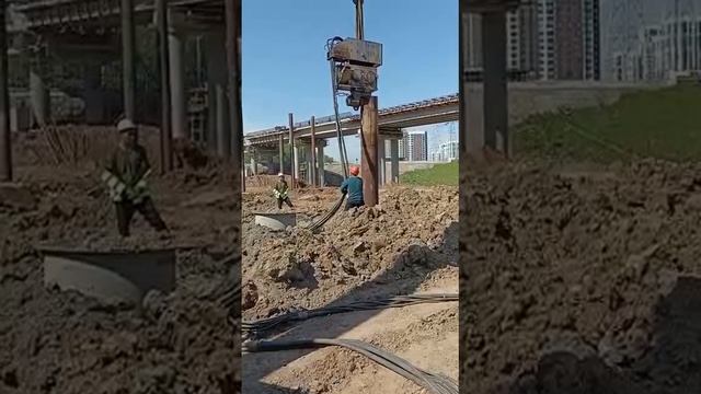 Погружение трубы крановым вибропогружателем 🏗 Услуги бурения тел. +7 (985) 185-77-77