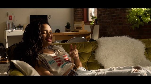 Time -- Kevin Bedford and Tonina Saputo (OFFICIAL VIDEO) смотреть онлайн