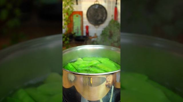 Salada com molho pesto! #shorts смотреть онлайн