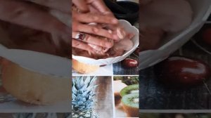 Запеченые куриные бедра (филе) с картошкой.