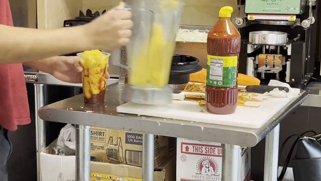 Pancho Villa mango shake. смотреть онлайн