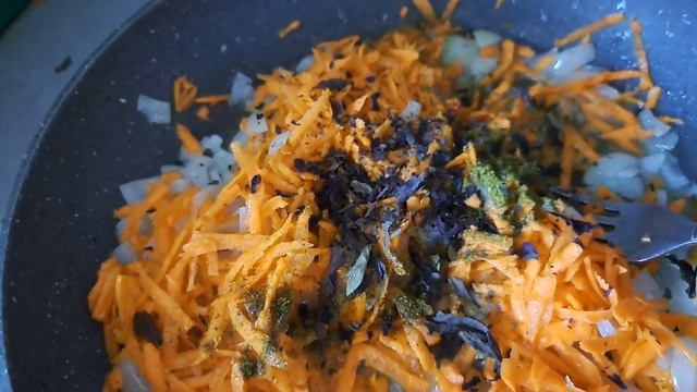 Никто не учил, сама всегда готовлю так. Сливочные баклажаны.  Самое вкусное рагу! Проверь сам!