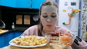 МУКБАНГ МАКАРОНЫ ПО-ФЛОТСКИ, СОЛЕНЬЯ/MUKBANG HALK FAMILY ЕДА ОБЖОР